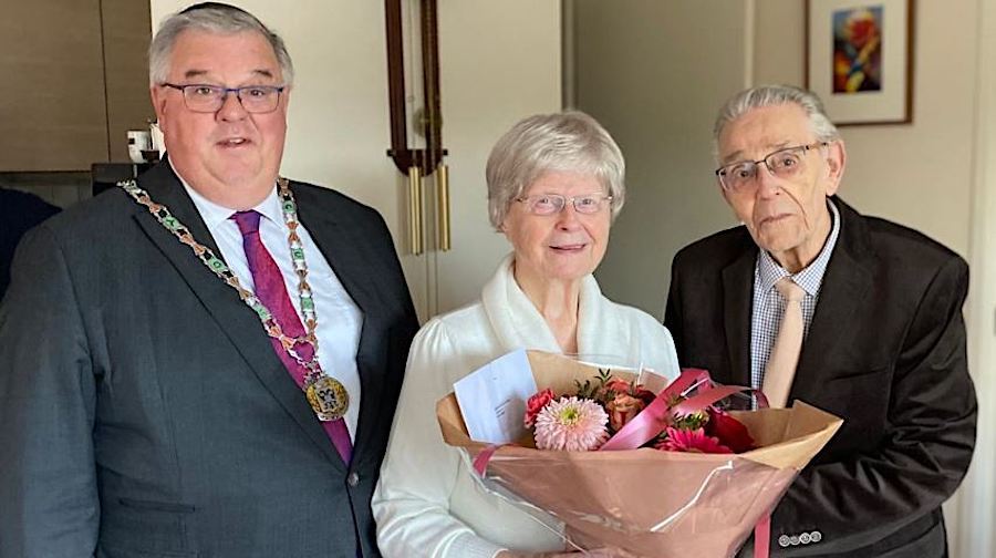 Echtpaar Van der Pijl- de Koning 65 jaar getrouwd, proficiat! | Nieuws